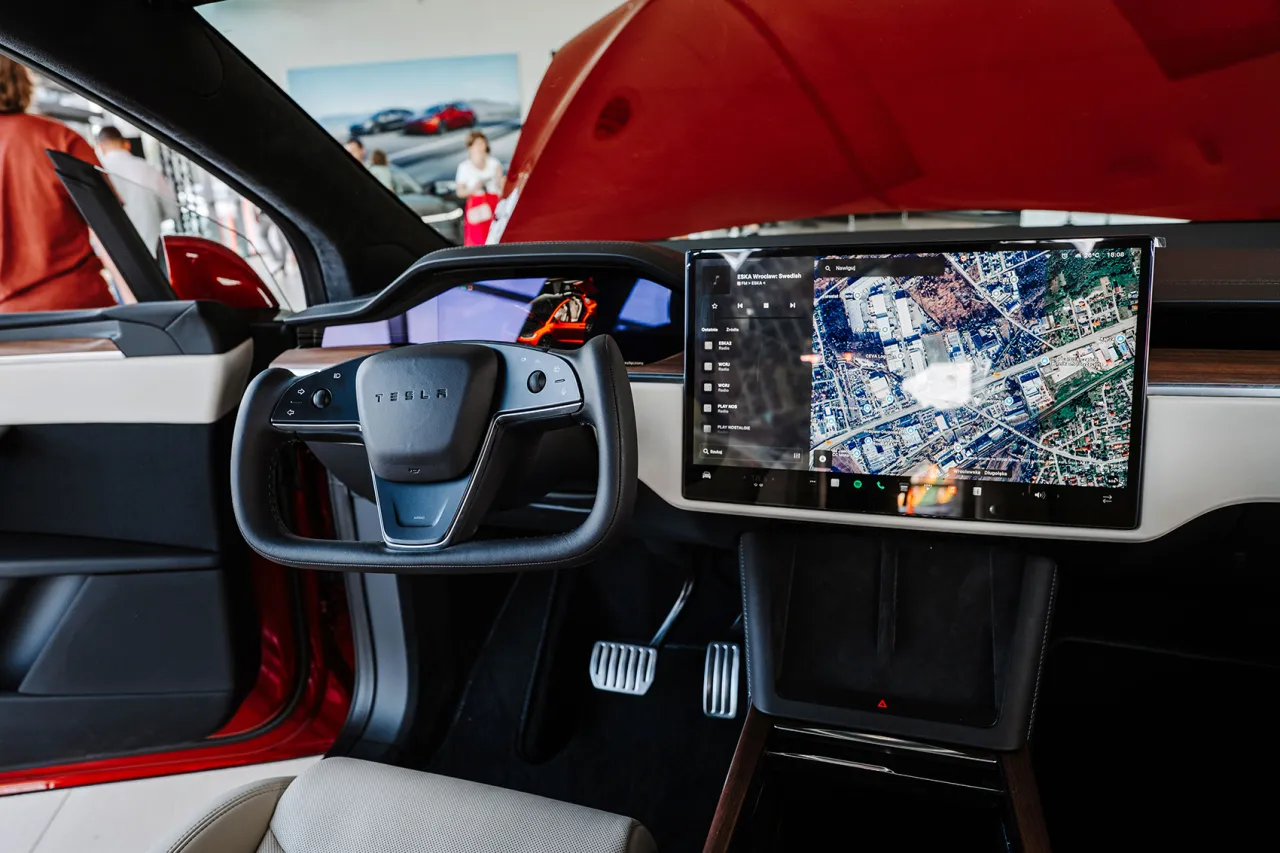 Tesla Center Polska wnętrze