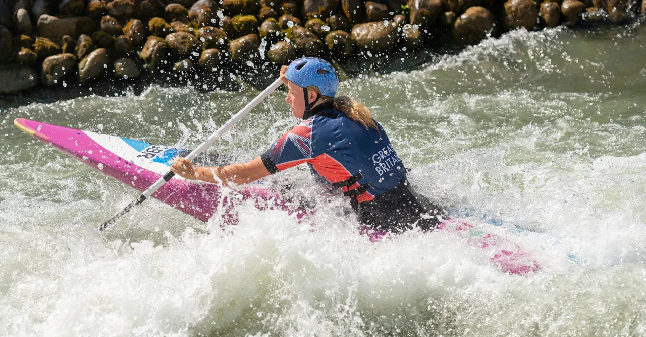 kajakarstwo klasyczne sprint vs kajakarstwo górskie slalom