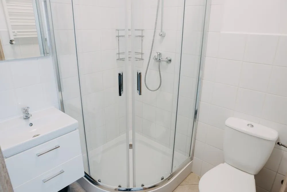 Sanatorium Świt Solec-Zdr&oacute;j łazienka w pokoju