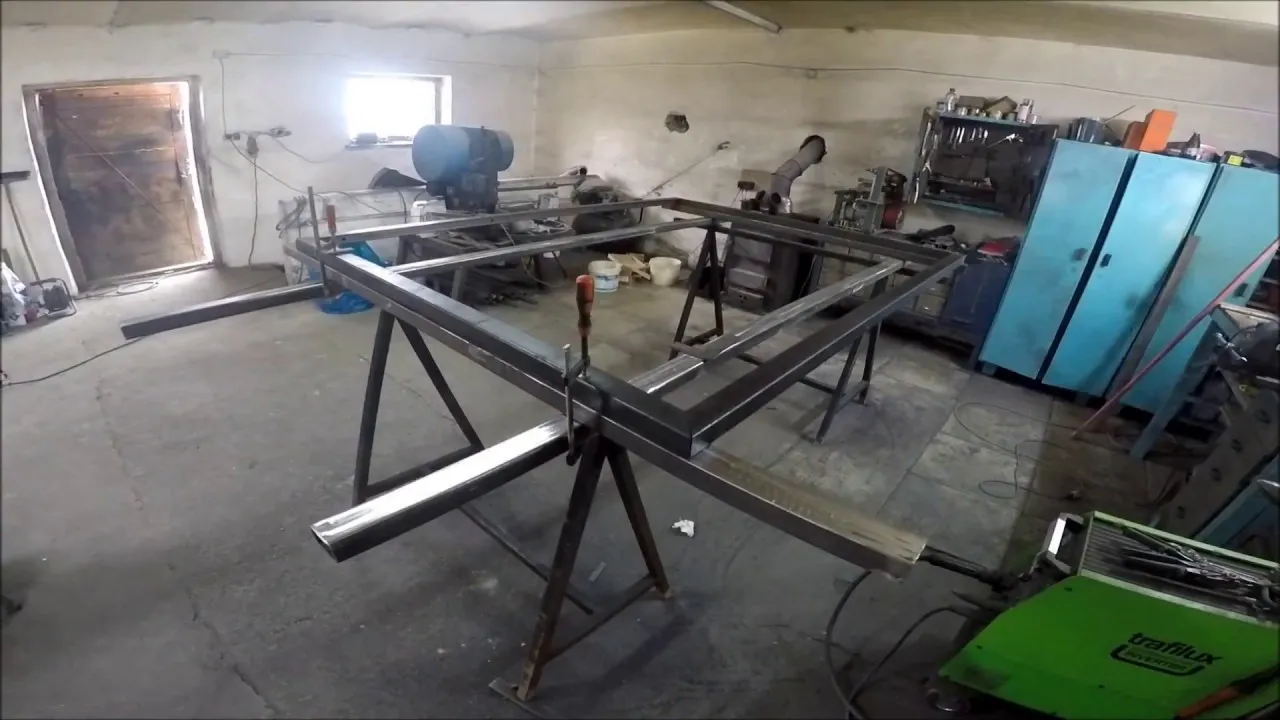 szlifowanie spawów drzwi metalowe