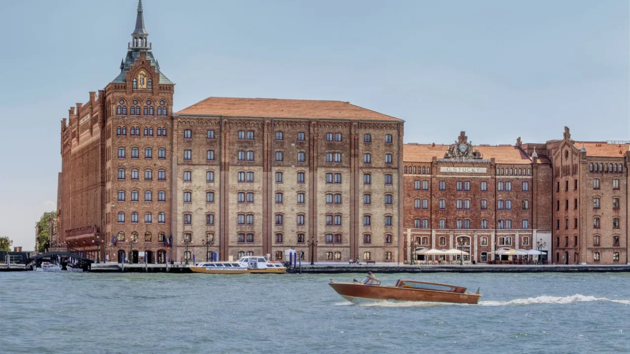 Hilton Molino Stucky Venice exterior architecture