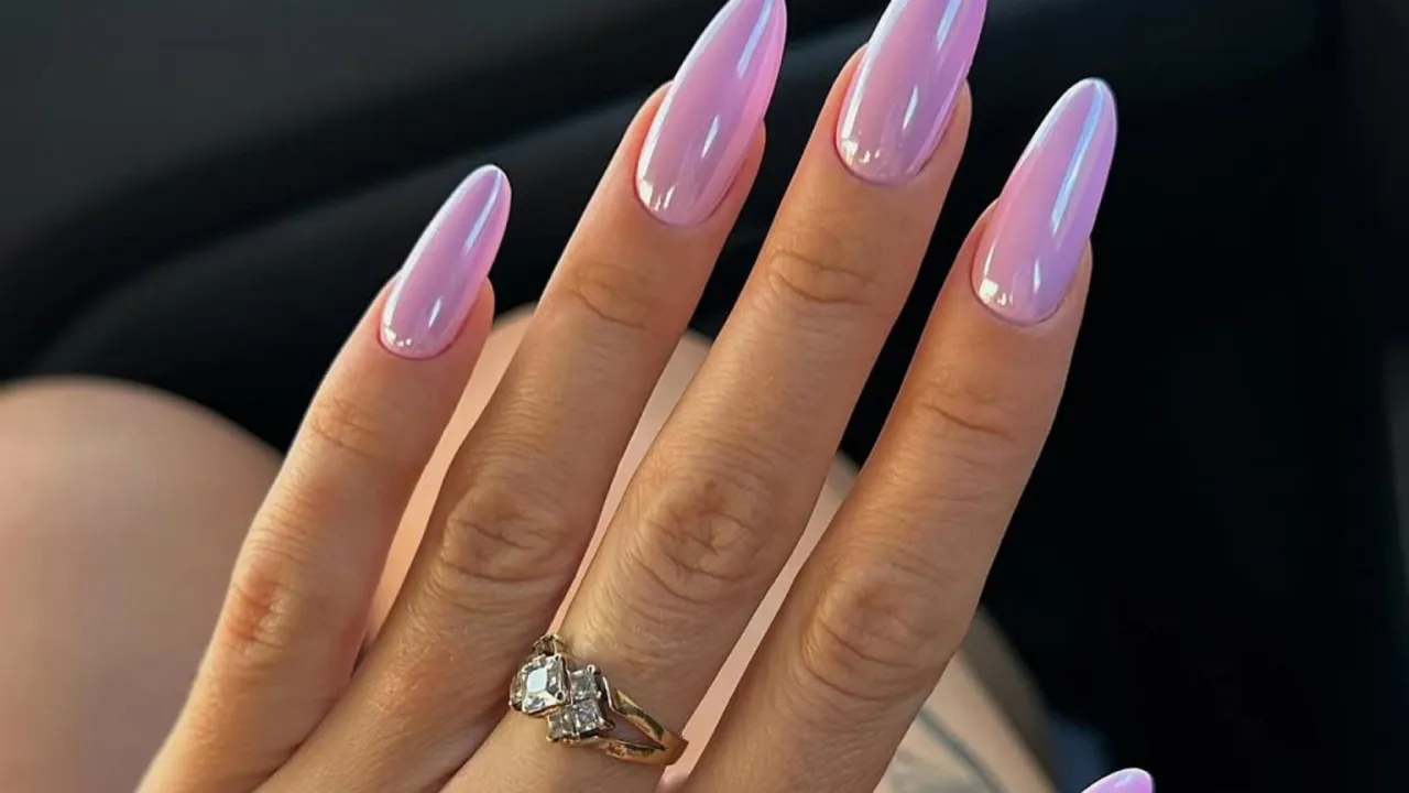 Najczęstsze błędy efekt lustra paznokcie