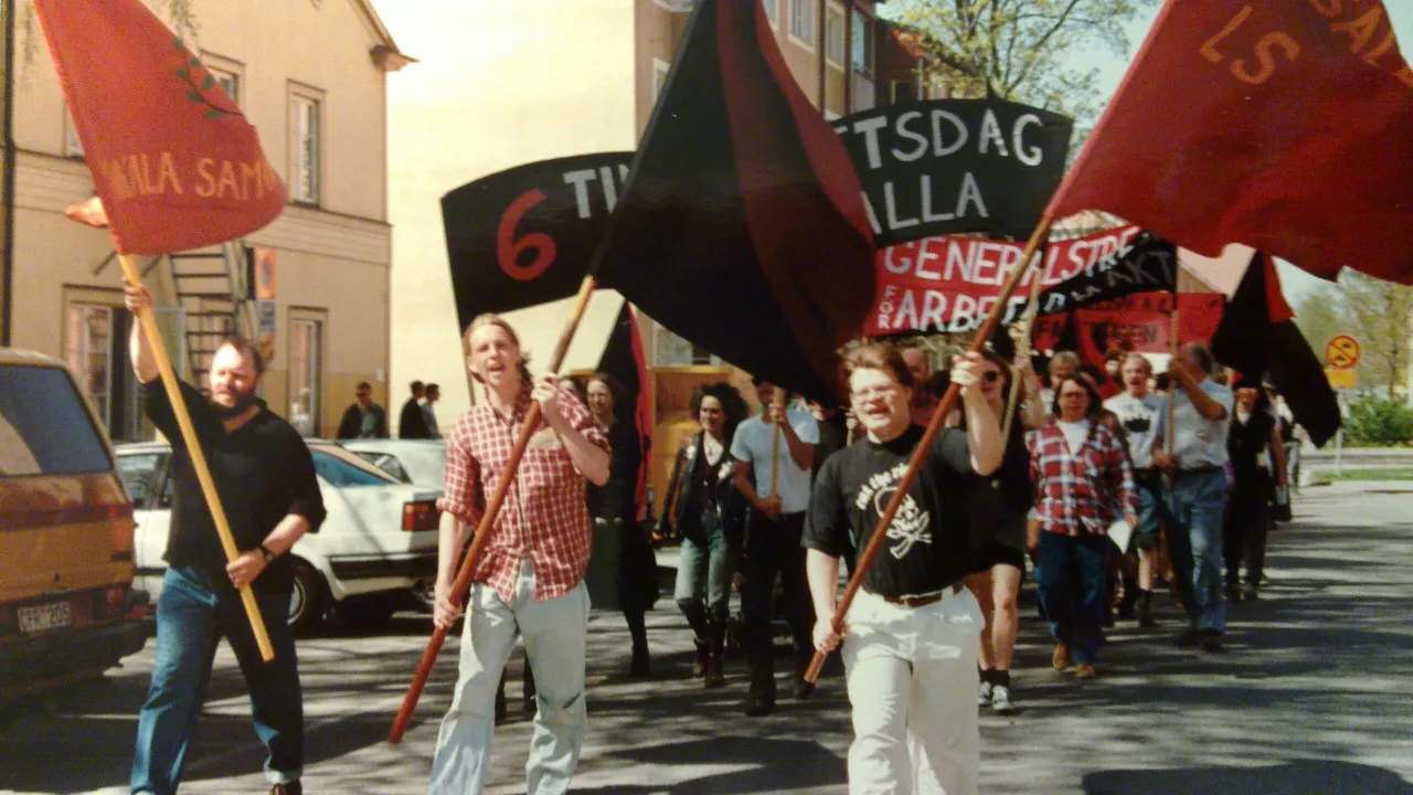 Zdjęcie Lewica co to znaczy? Zrozumienie ideologii i jej wpływu na społeczeństwo