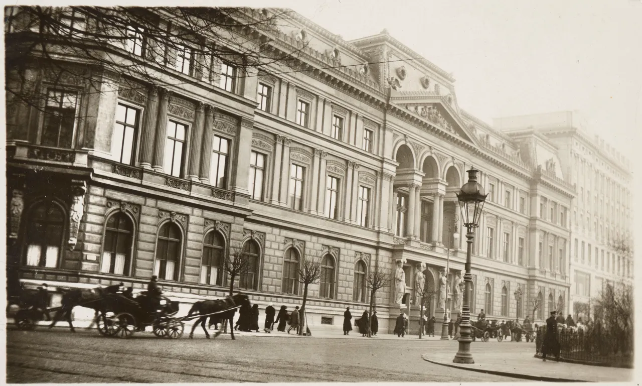 Zdjęcie Pałac Kronenberga - zapomniana perła warszawskiej architektury XIX wieku