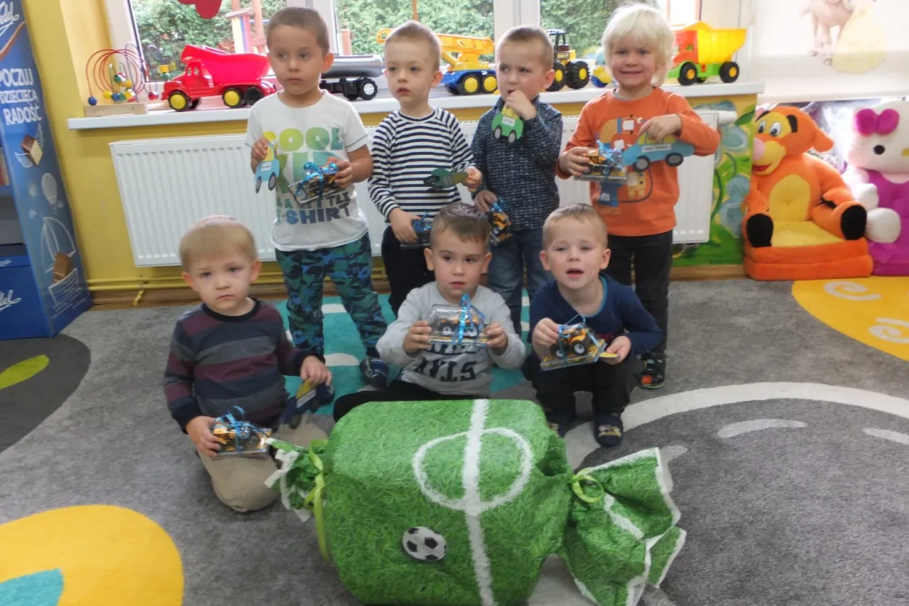 Zdjęcie Pomysły na dzień chłopaka w przedszkolu, które zachwycą dzieci