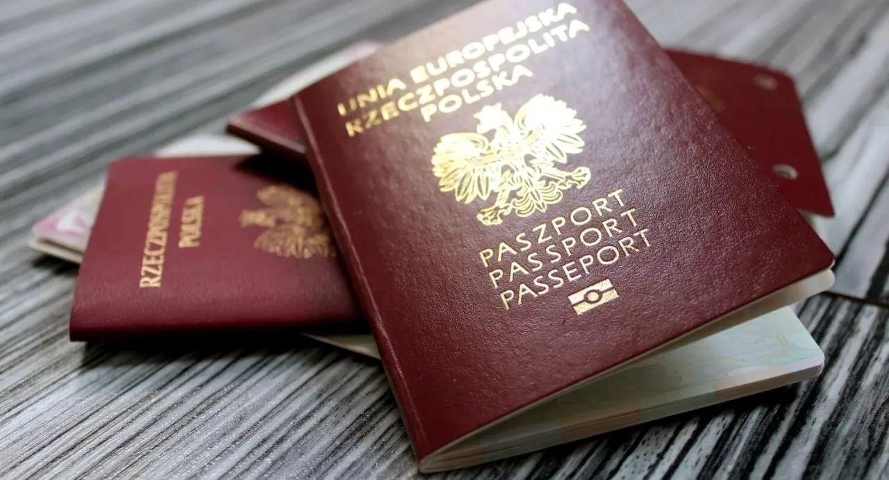 Zdjęcie Czy do Paryża naprawdę potrzebny jest paszport? Sprawdź wymagania wjazdowe!