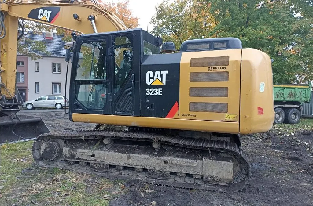 Zdjęcie Gdzie jest przód koparki gąsienicowej? Kluczowe informacje dla operatorów