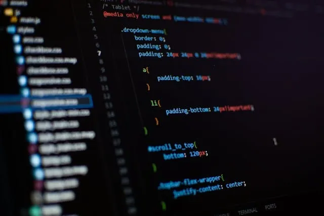 Zdjęcie Jak wyśrodkować stronę HTML? Proste techniki centrowania CSS