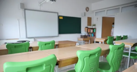 Zdjęcie Czy uczeń na kwarantannie ma nauczanie zdalne? Sprawdź ważne informacje