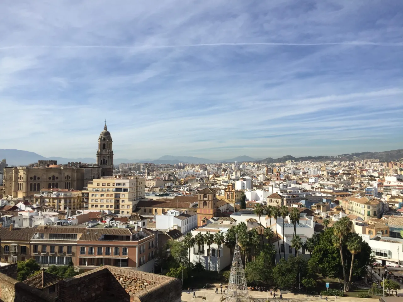 Zdjęcie Malaga w PDF: Kompletny przewodnik turystyczny do pobrania