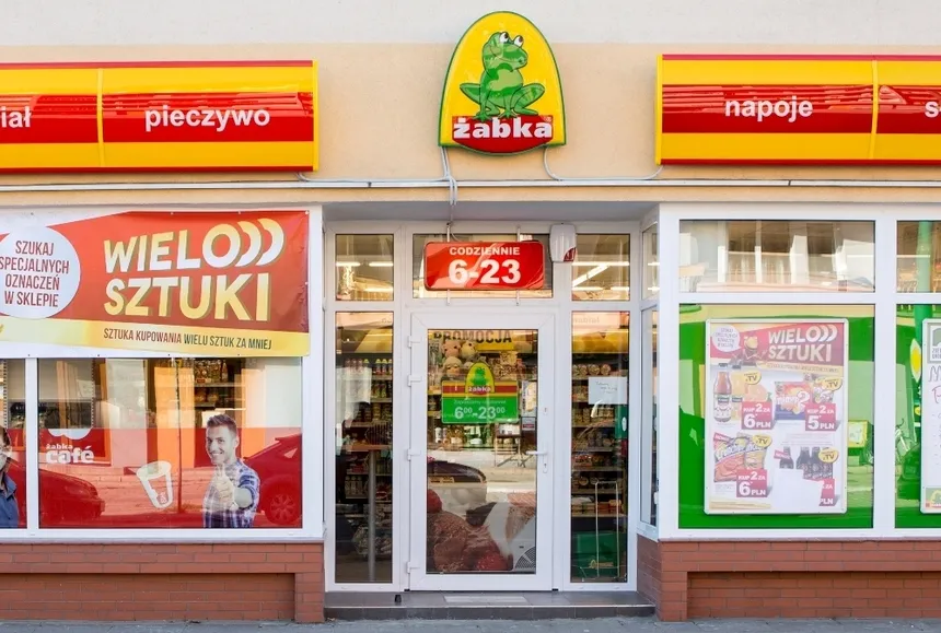 Zdjęcie Do kogo należy sieć sklepów Żabka? Zaskakujące szczegóły o właścicielu