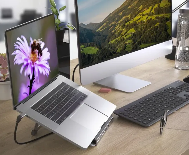 Zdjęcie Jakim kablem podłączyć monitor do laptopa, aby cieszyć się jakością obrazu