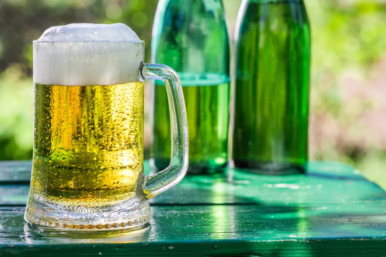 Zdjęcie Czy piwo bezalkoholowe ma alkohol? Prawda o jego zawartości