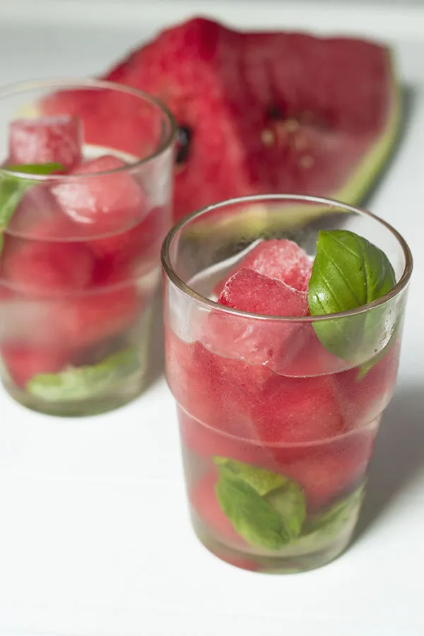 Zdjęcie Najlepsze drinki z bazylią, które zachwycą Twoje kubki smakowe