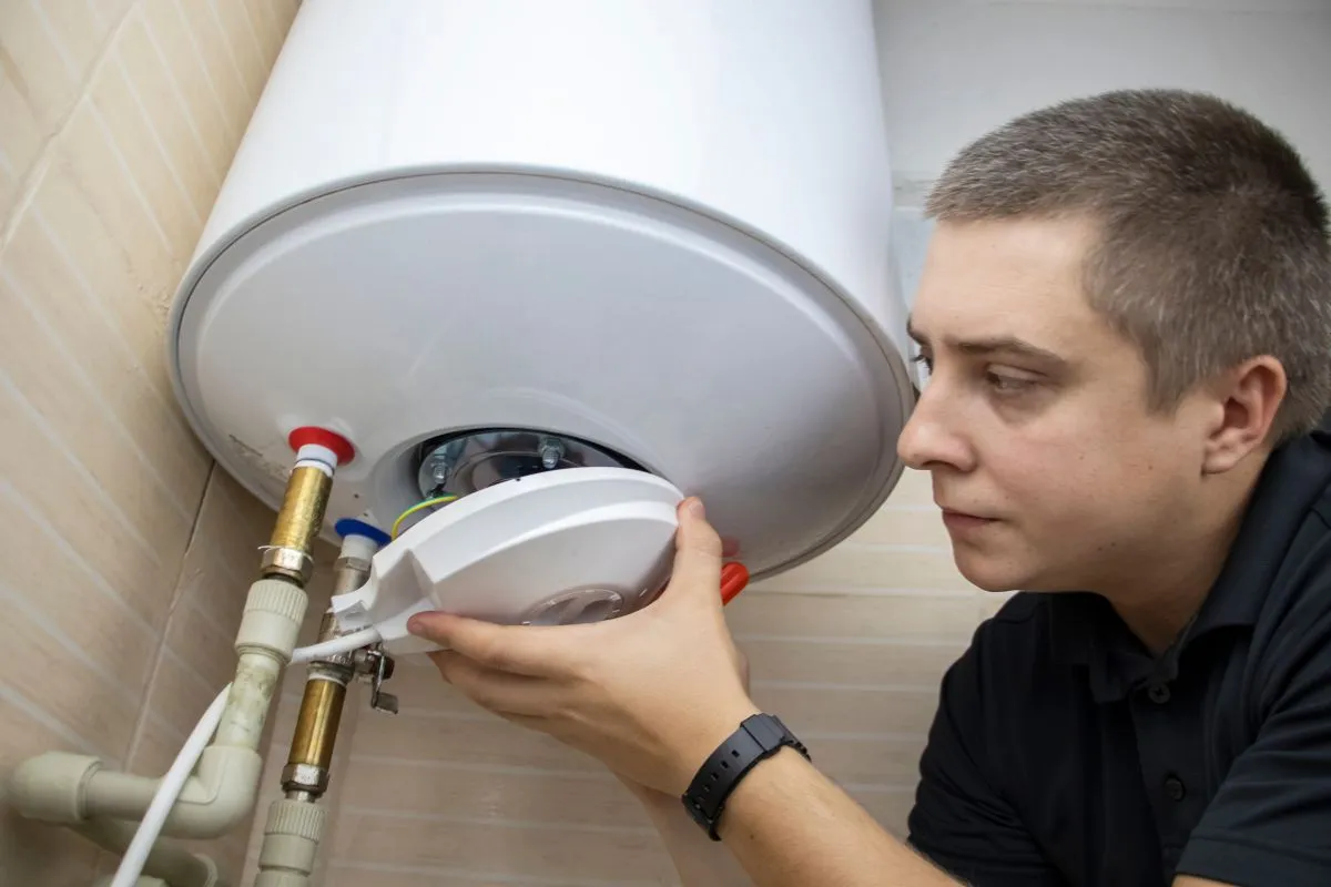 Zdjęcie Dlaczego bojler szumi? Odkryj przyczyny i rozwiązania hałasu
