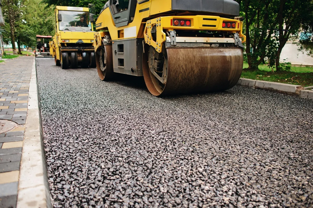 Zdjęcie Jaki żwir na podjazd? Wybierz najlepszy materiał na trwałą nawierzchnię