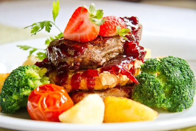 Nowoczesna kuchnia Szczawno-Zdrój dania