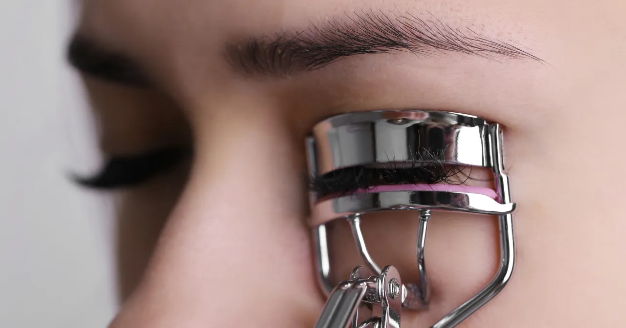 rodzaje zalotek do rzęs