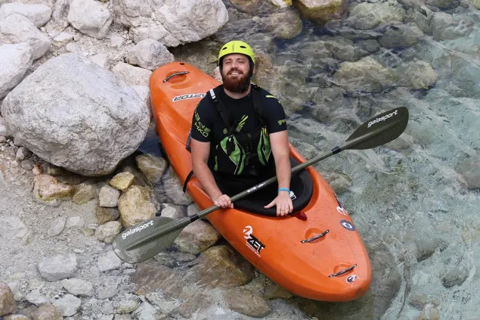 Ustawienie pi&oacute;r wiosła kajakowego kąt skrętu