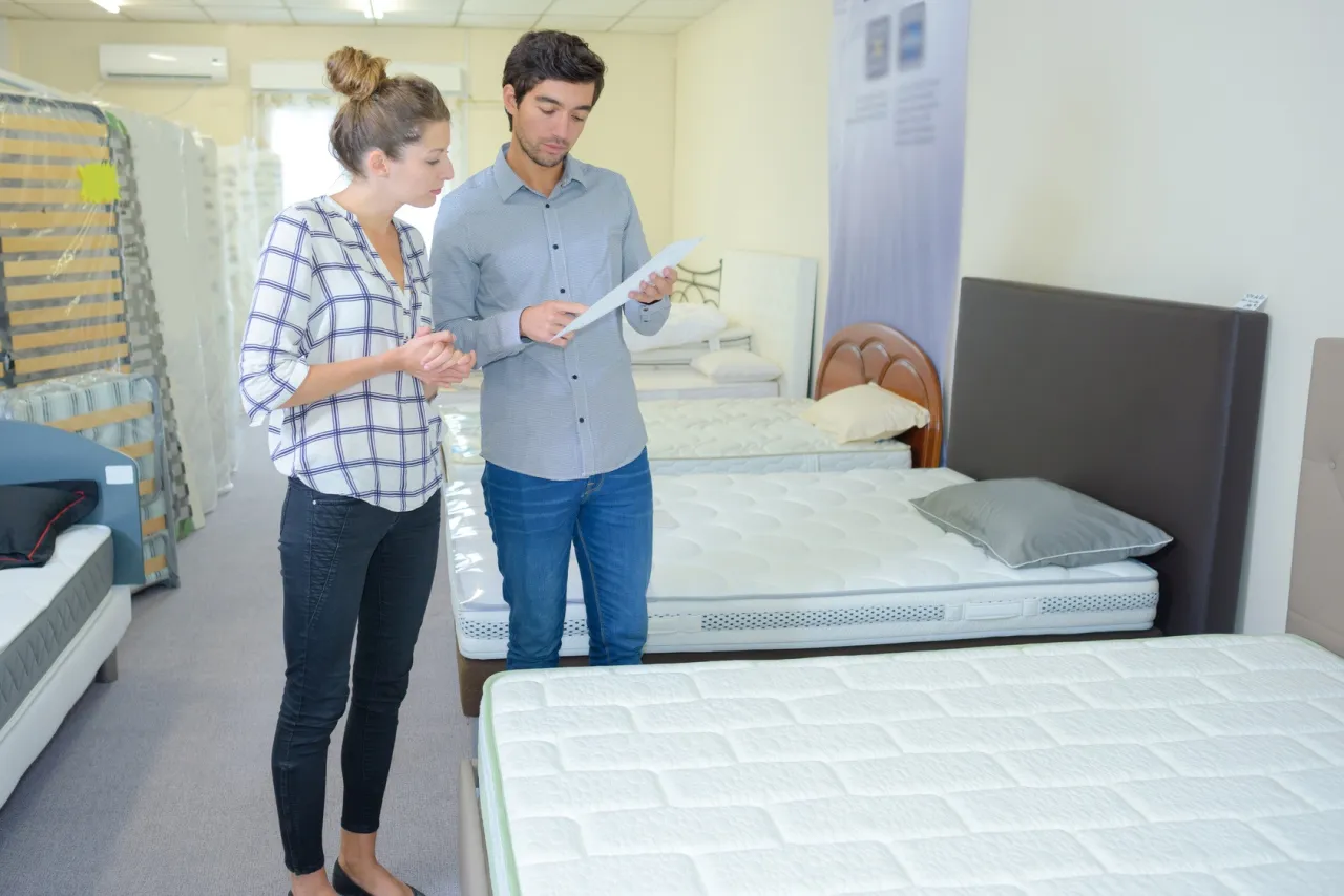 Checklista wyboru sklepu z materacami