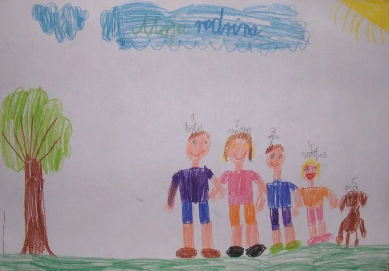 dziecko z pasją rysuje, dziecko otrzymuje nagrodę za rysunek