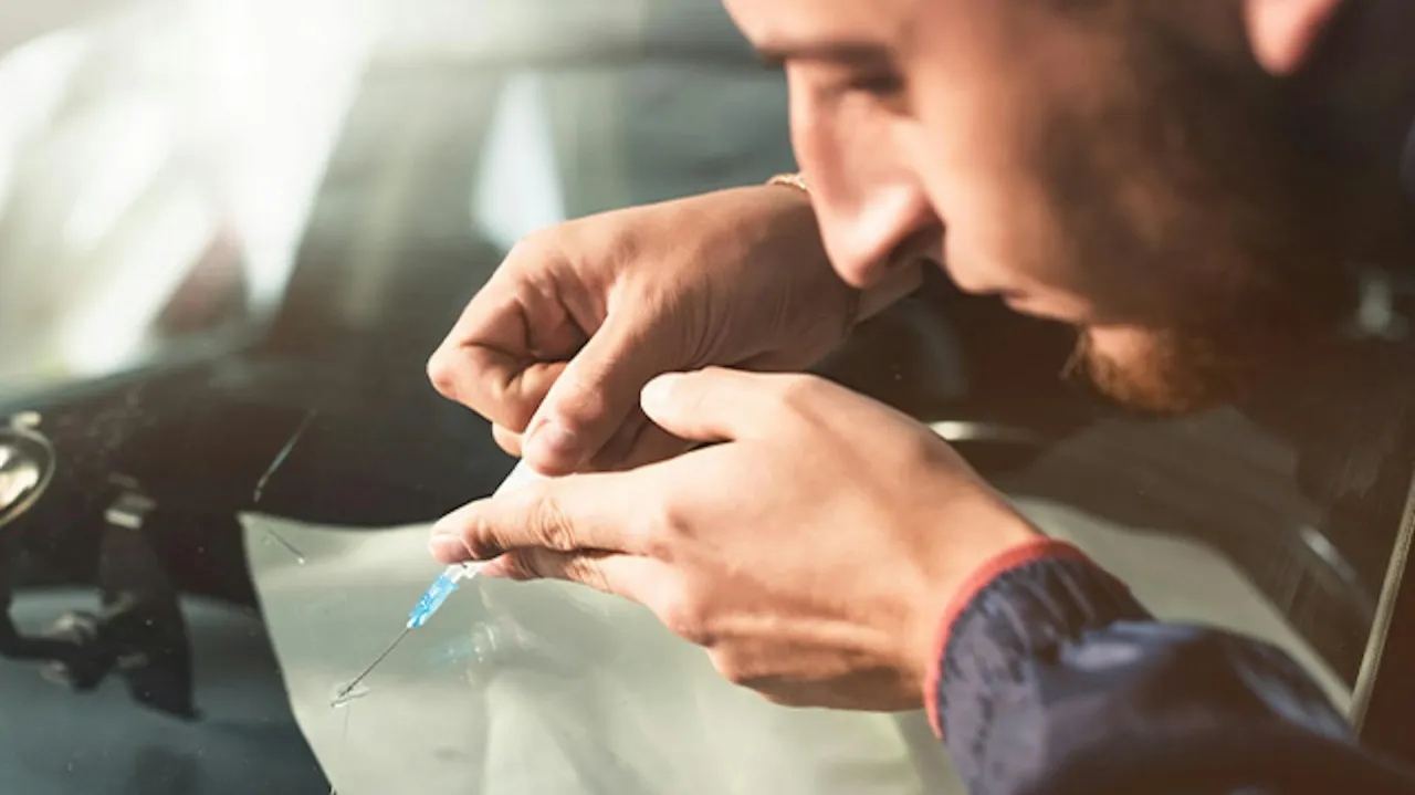 domowe sposoby usuwanie rys szkło pasta do zęb&oacute;w soda