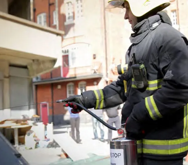 Gaszenie pożaru paneli fotowoltaicznych PVStop
