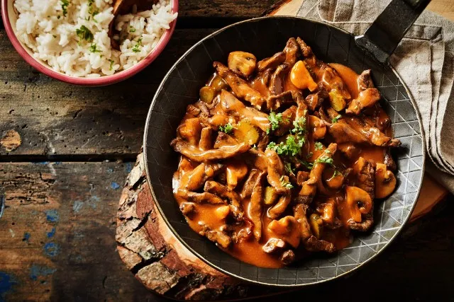 Sycące dania jednogarnkowe z pieczarkami