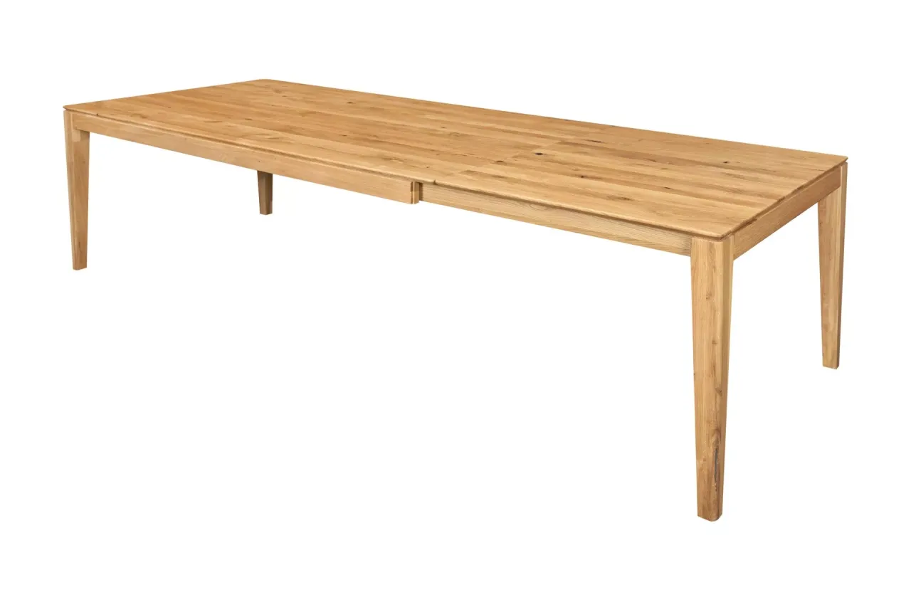 st&oacute;ł drewniany olejowany vs lakierowany