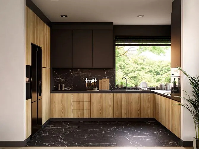 kuchnia z ciemnymi drewnianymi meblami i jasnymi ścianami inspiracje