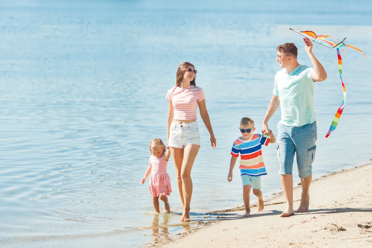 Zaciszna plaża Bałtyk, Pustkowo plaża, Mierzeja Wiślana dzika plaża