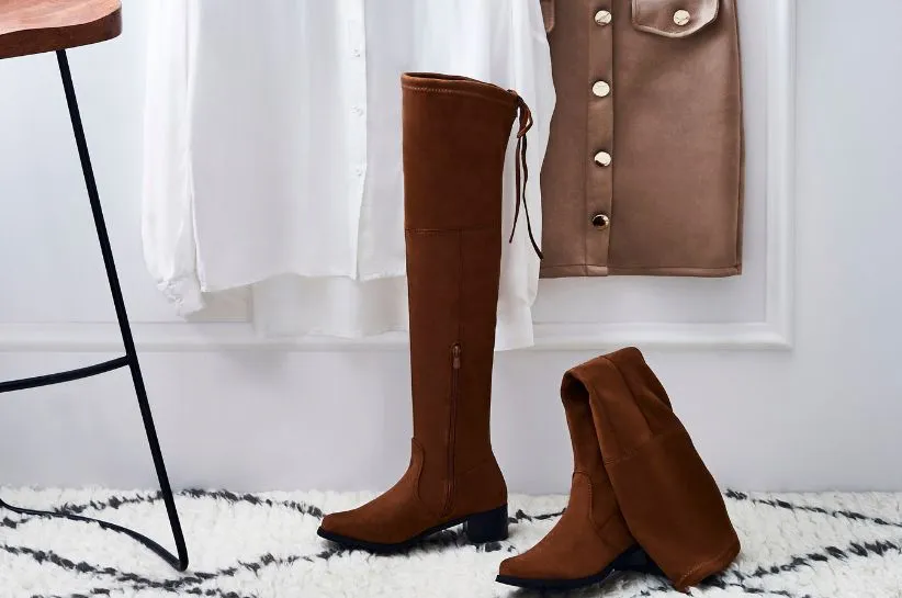 paleta kolorów do brązowych kozaków