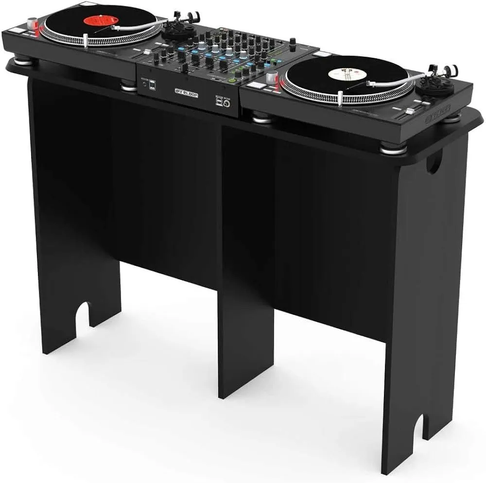 DJ mikser i dwa odtwarzacze CDJ lub gramofony