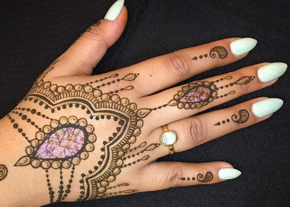 Rodzaje henny do tatuażu tymczasowego