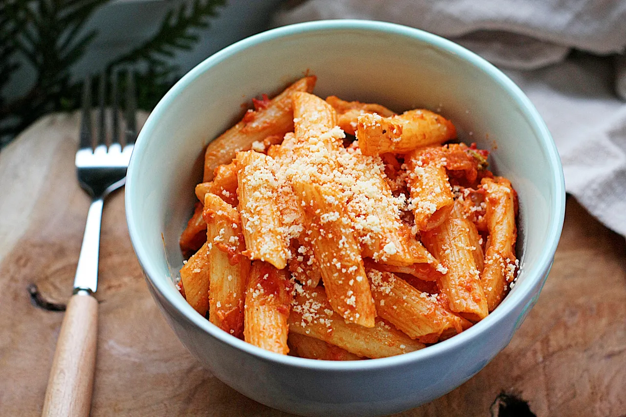 szybki makaron z sosem