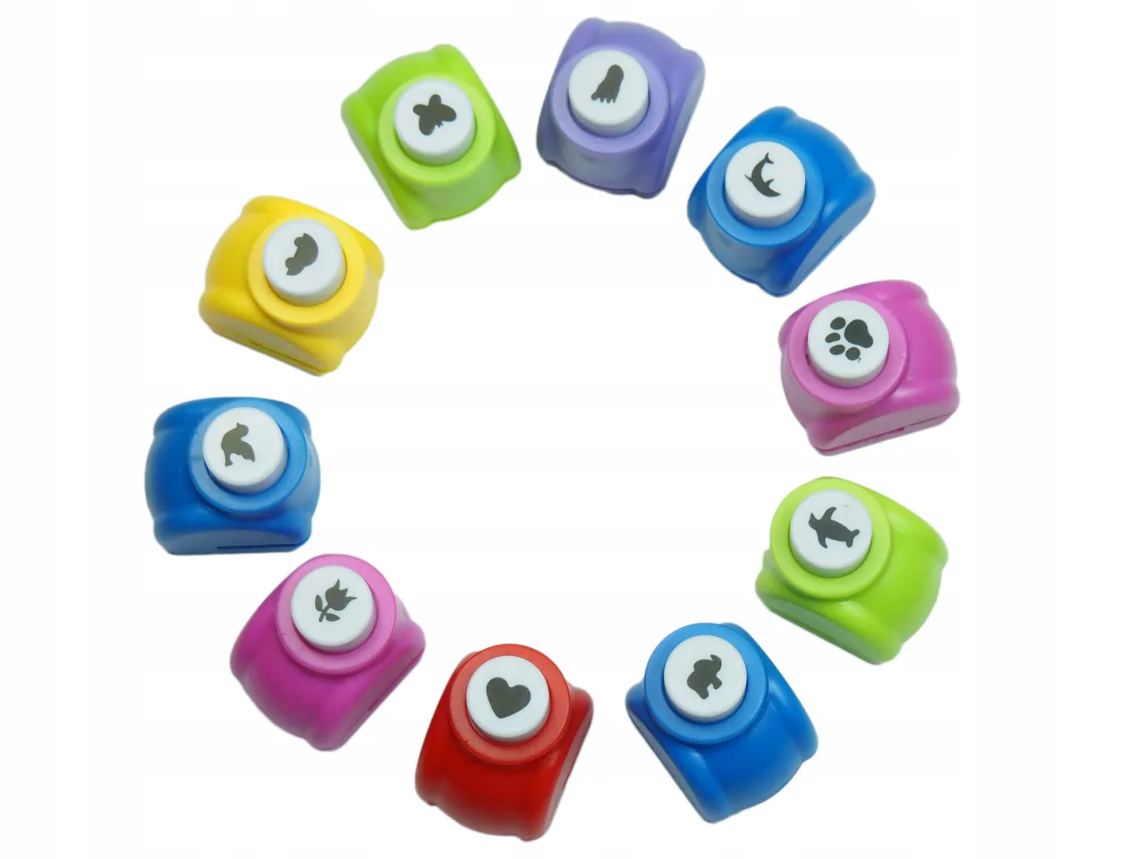 różne rodzaje papieru do konfetti i dziurkacze