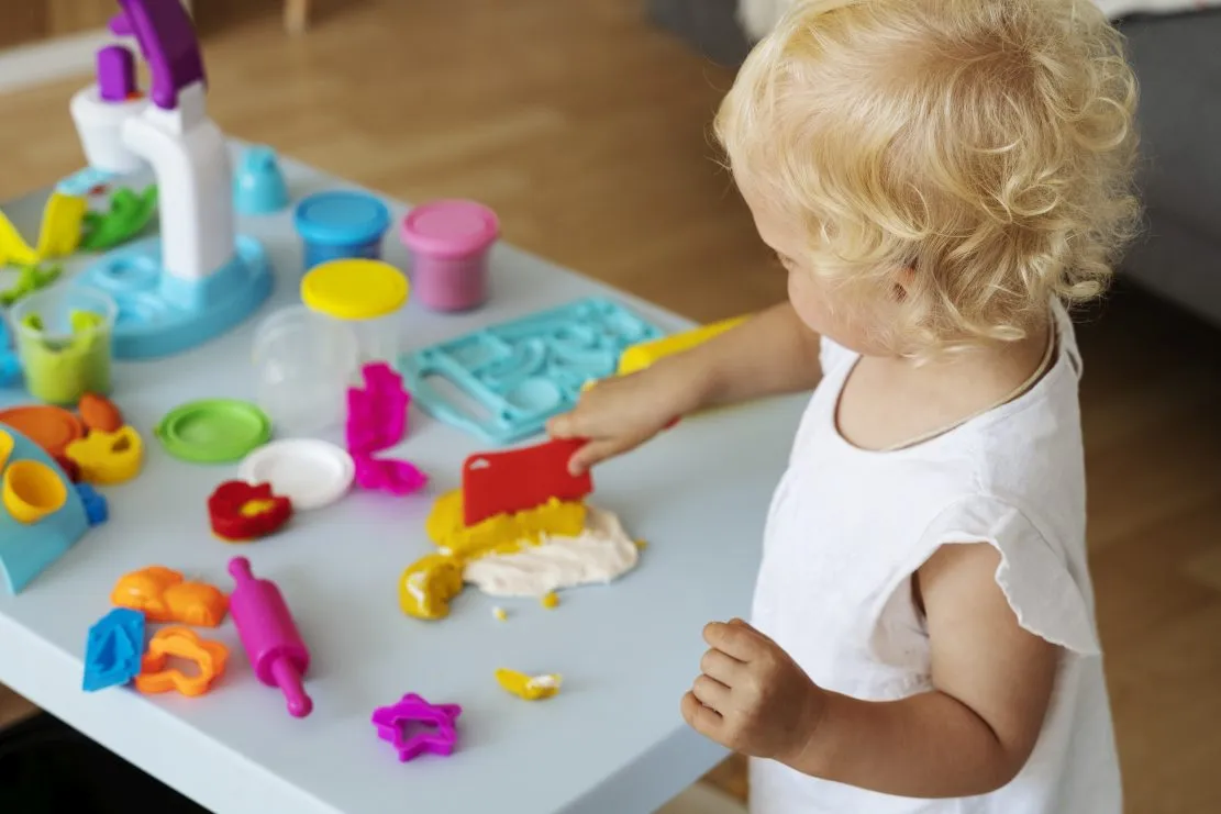 Zdjęcie Akcesoria sensoryczne, które wspierają rozwój dzieci z problemami sensorycznymi