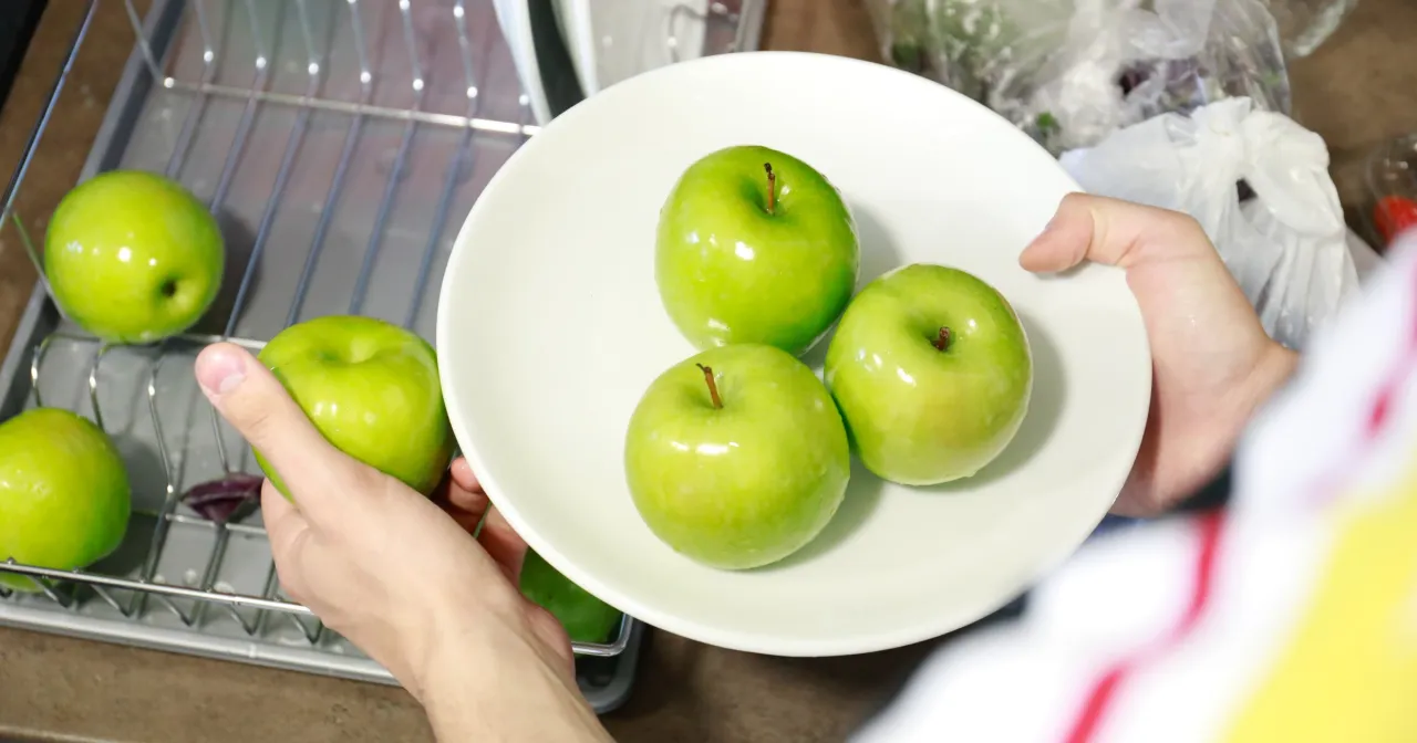 toksyczne części jabłka dla kota