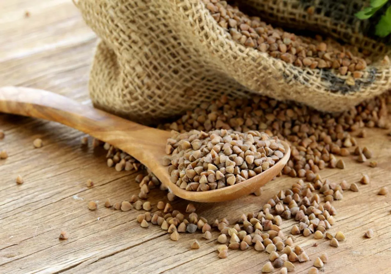 mąka gryczana palona vs niepalona porównanie