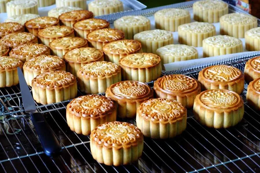 różne rodzaje ciastek księżycowych