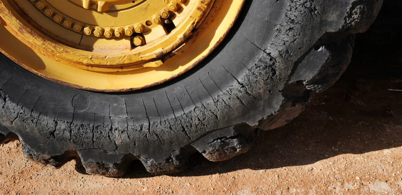 zużycie bieżnika opony rolniczej