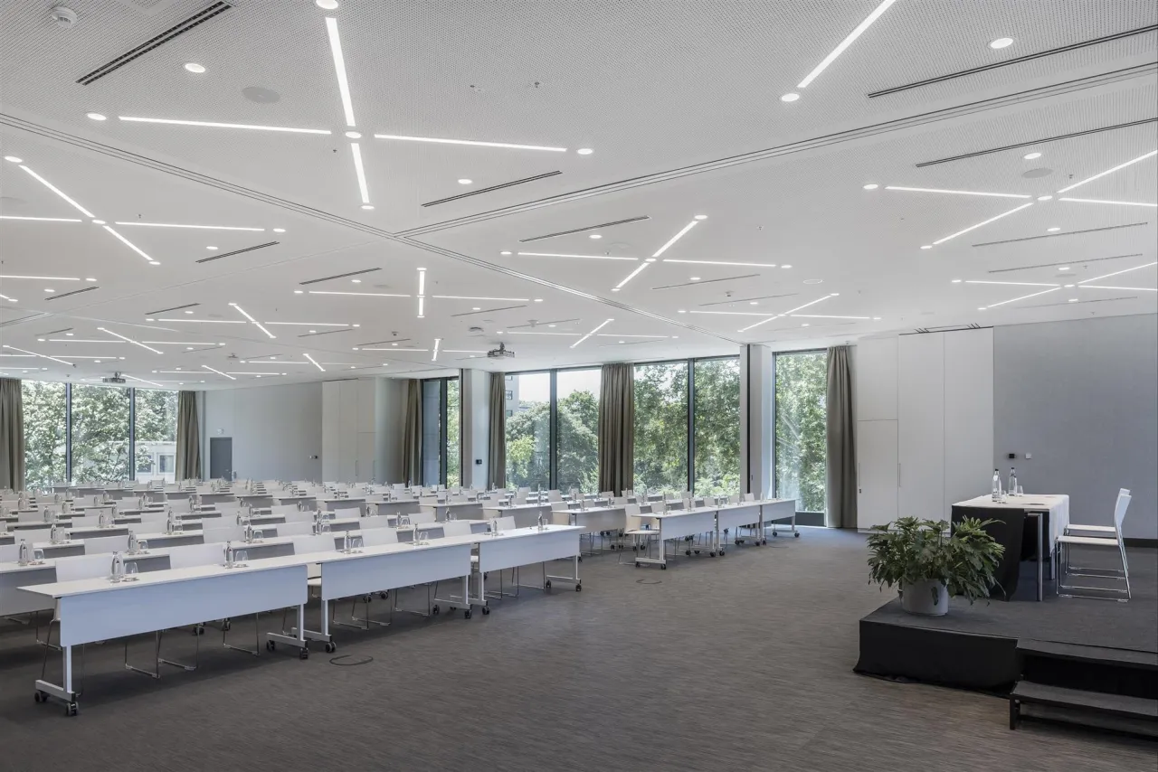 Meli&aacute; Frankfurt City Hotel Tagungsraum