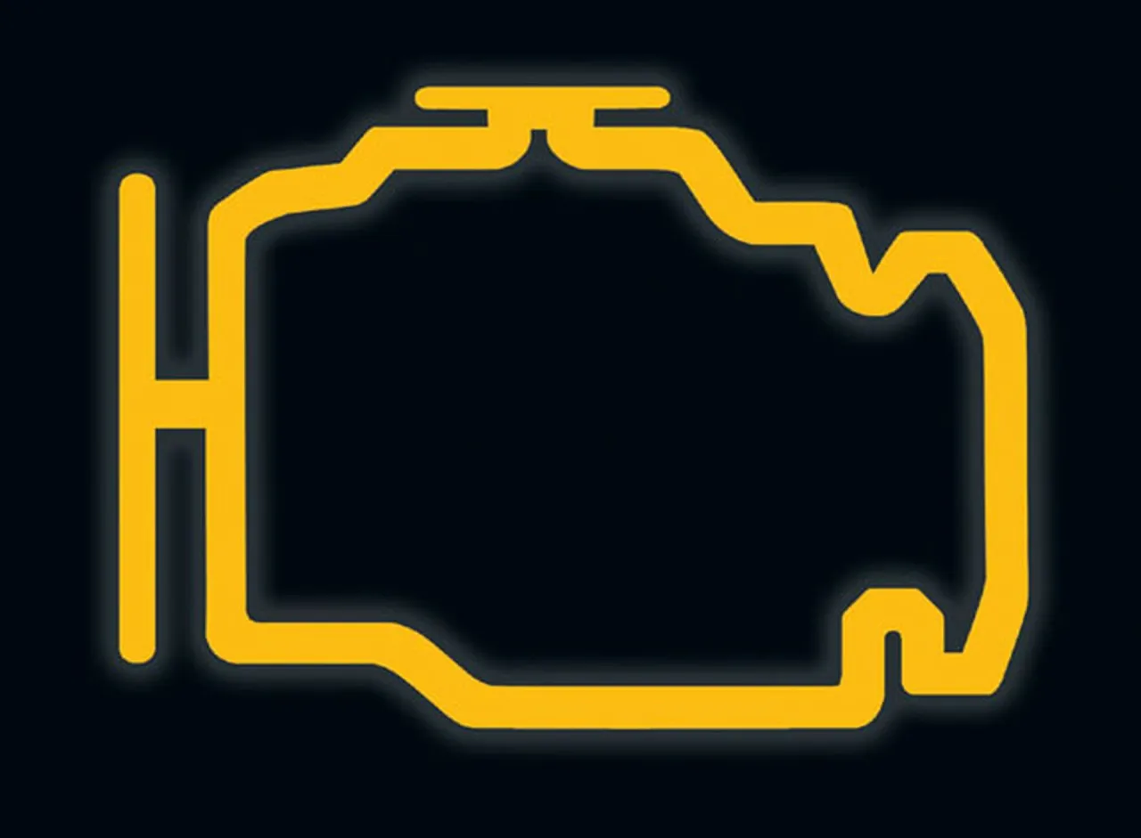 Kontrolka Check Engine na desce rozdzielczej