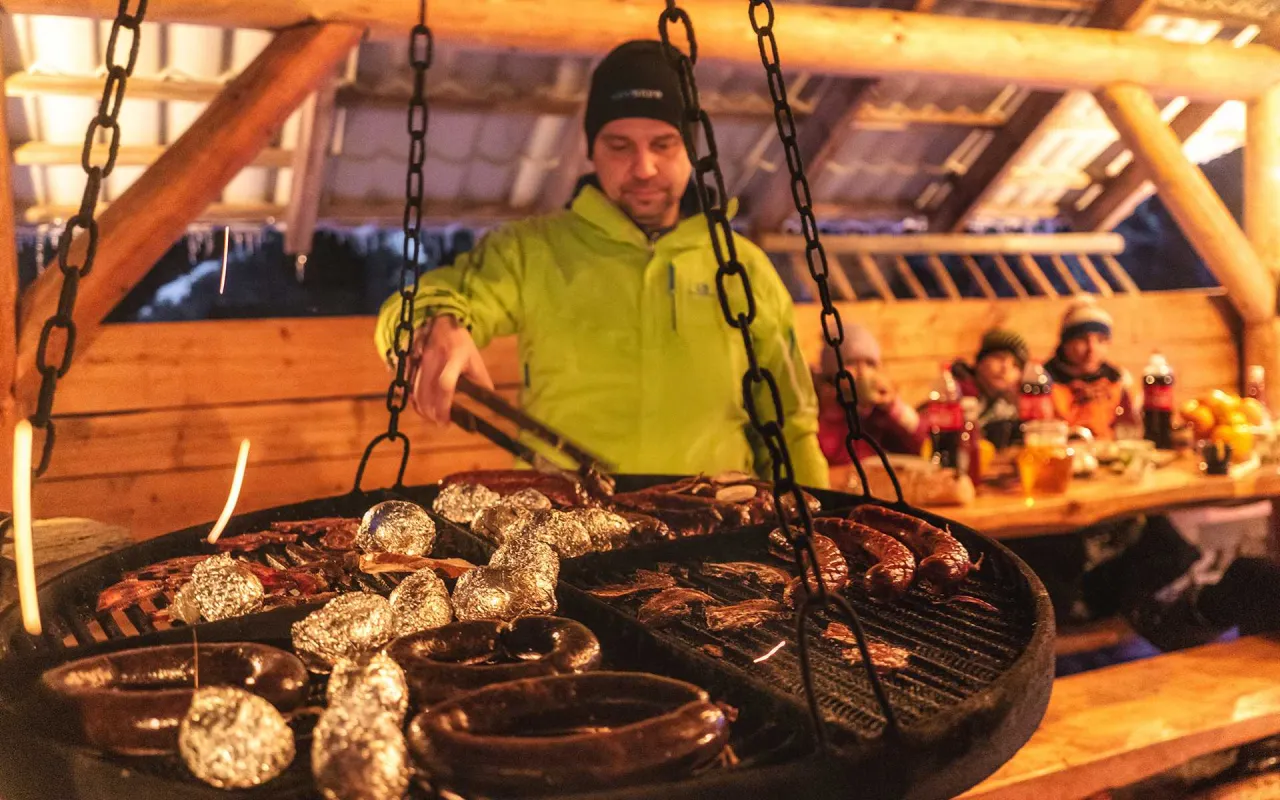 Tradycyjne dania góralskie Leśna Bacówka