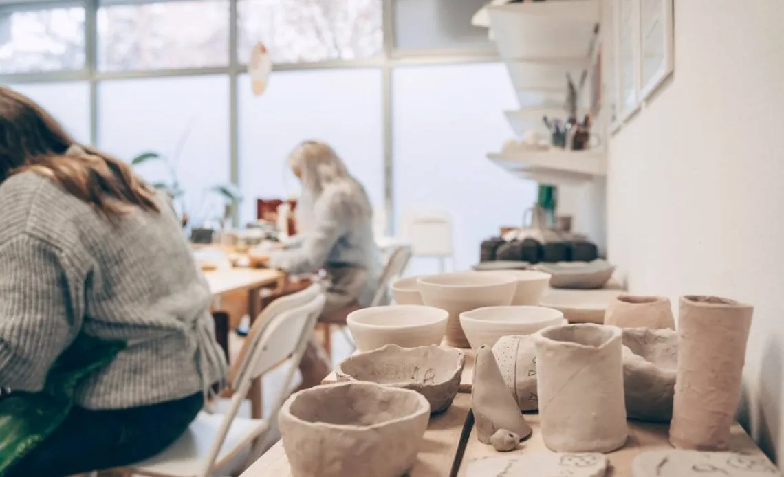 rodzaje zajęć ceramicznych krak&oacute;w