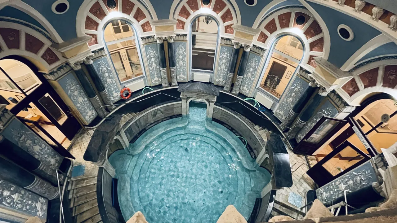 Lądek-Zdrój wody termalne basen Wojciech