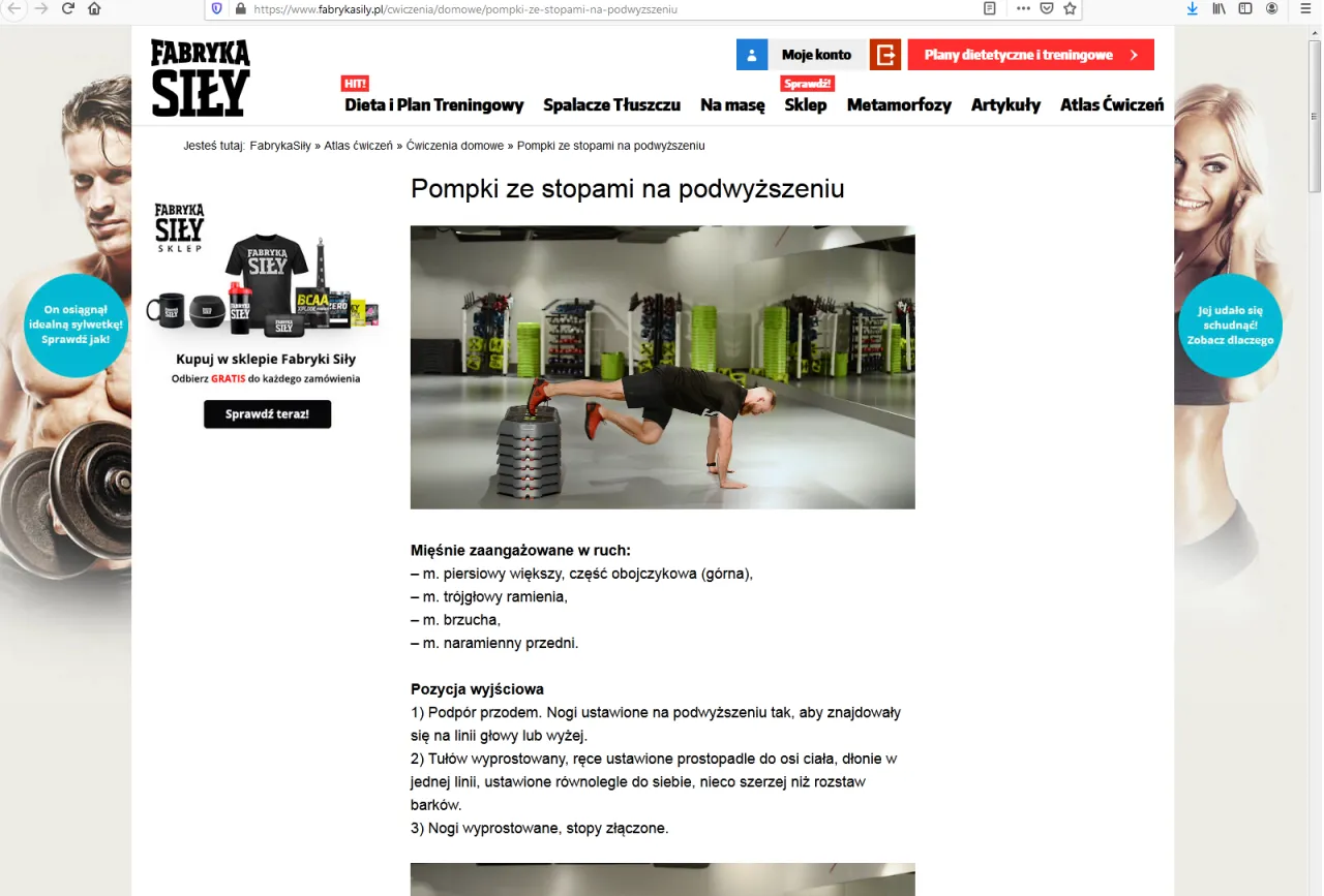 Mężczyzna wykonuje pompki z nogami na podwyższeniu. To jedno z ćwiczeń na brzuch, kt&oacute;re angażuje też klatkę i ramiona.