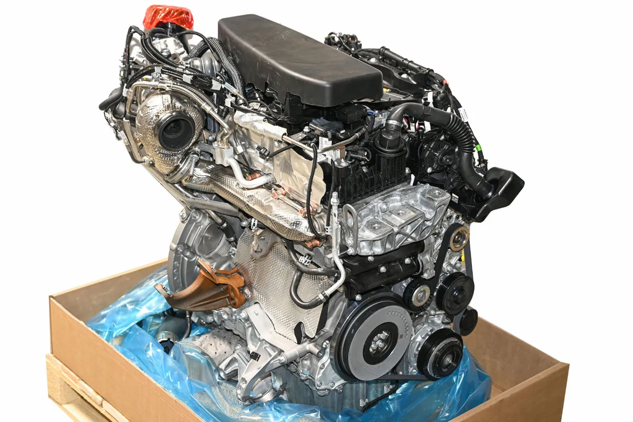 Mercedes C Klasa W205 silnik OM654