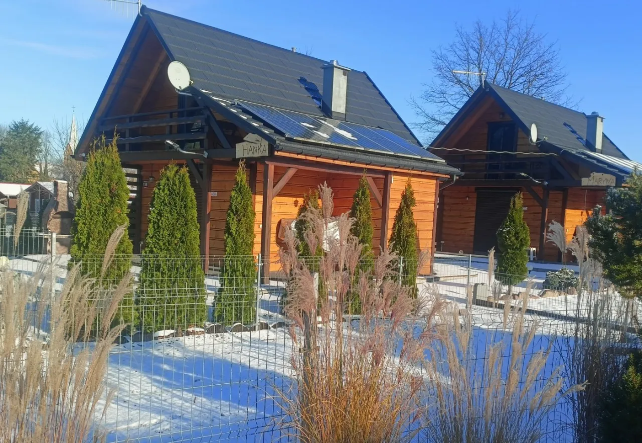 Bac&oacute;wki Goszcza widok na jezioro z tarasu