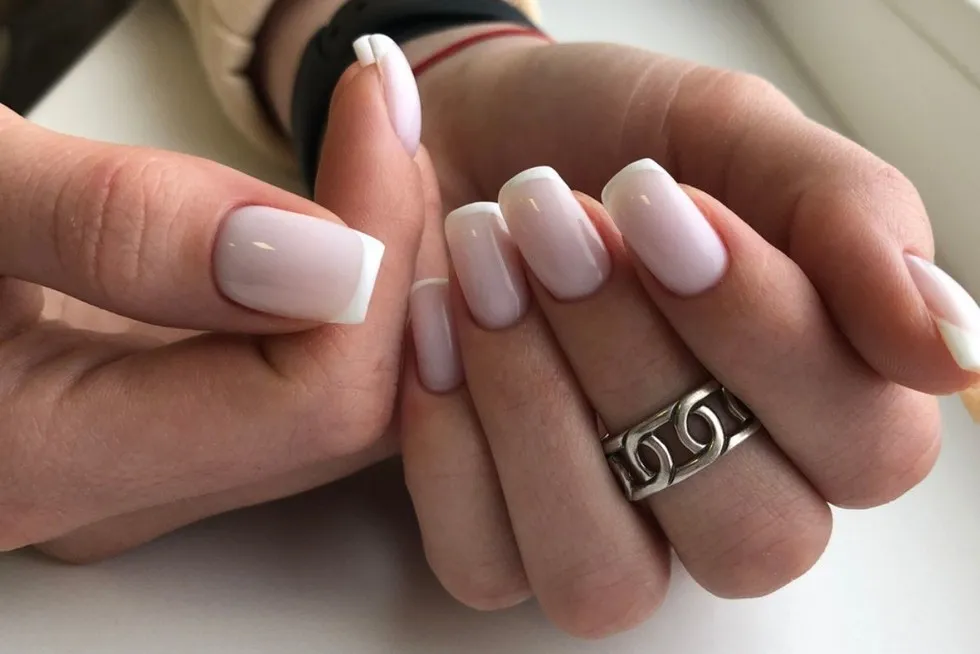 pielęgnacja kwadratowych paznokci